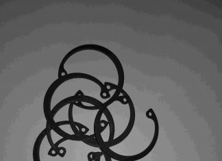 Co to są pierścienie Segera i jak je stosować?